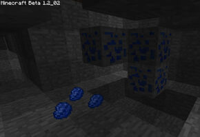 Lapis lazuli and pieces.jpg